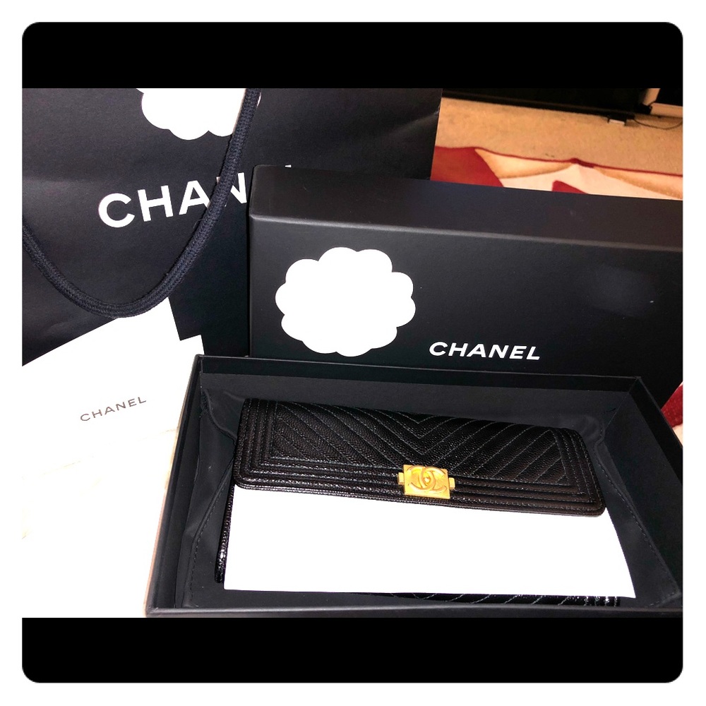 SOLD. Chanel wallet